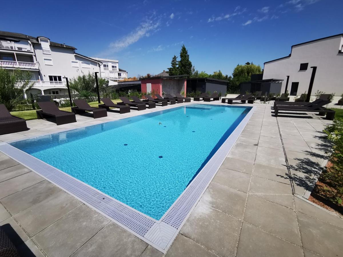 Spa Residenz Neusiedl Appartments Нойзидл ам Зее Екстериор снимка